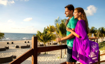 Destination Weddings vs Traditional Weddings